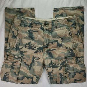 Levis White Tab CAMO cargo EUC 34" Waist
